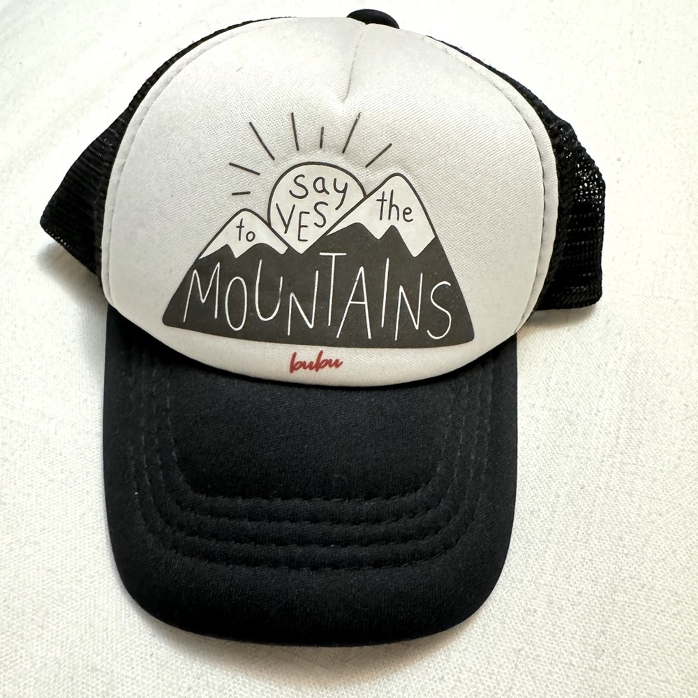 bubu | Infant “Say Yes to the Mountains” Trucker Hat | 12-18 months